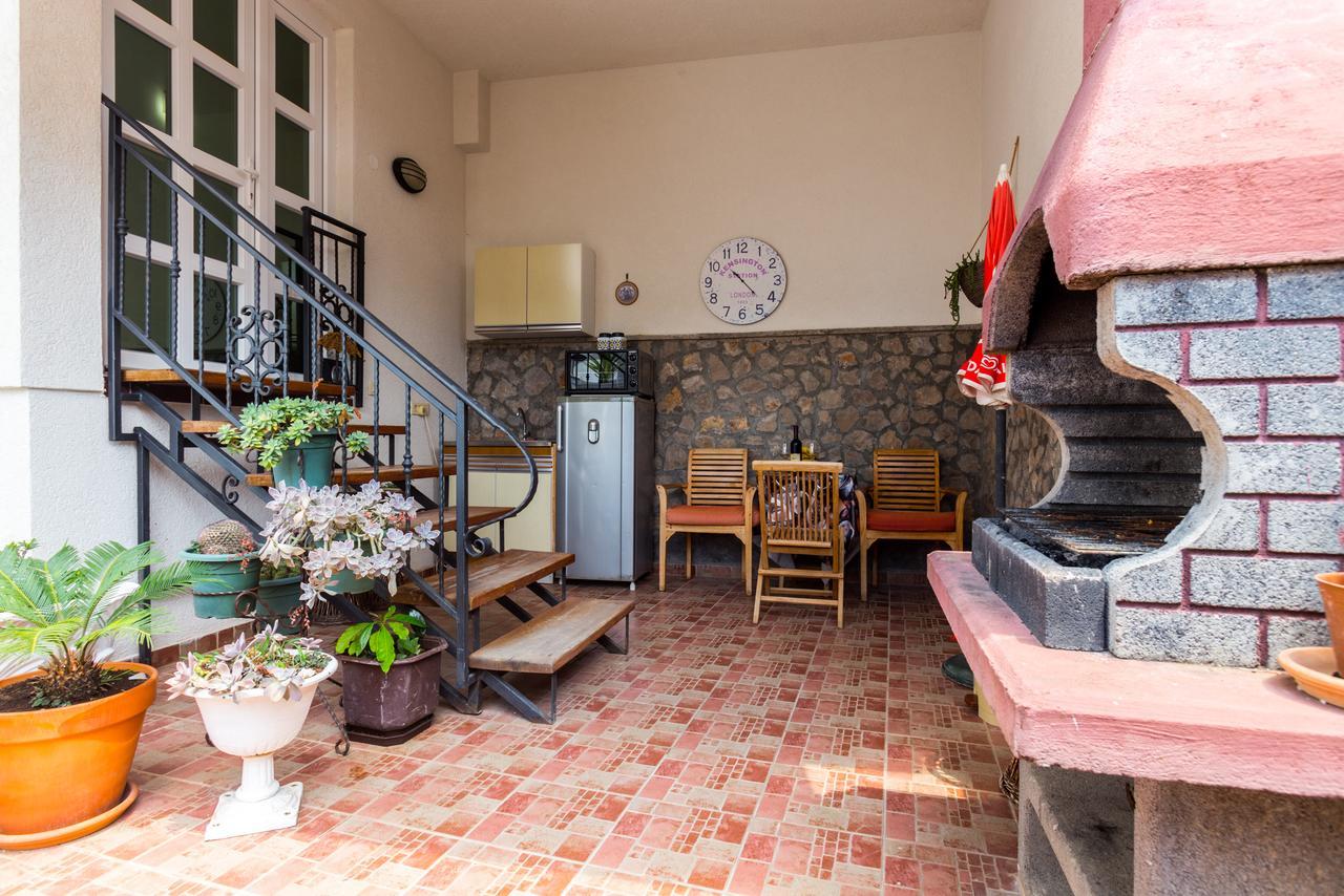 Sea Oasis Apartments - Milosevic Cattaro Esterno foto